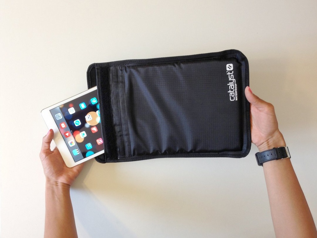 Catalyst® Waterproof Sleeve for Tablets 8&quot;