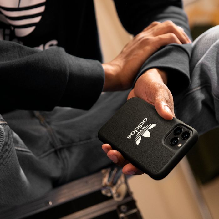 Adidas Trefoil Snap Case for iPhone 13 mini (Black/White)