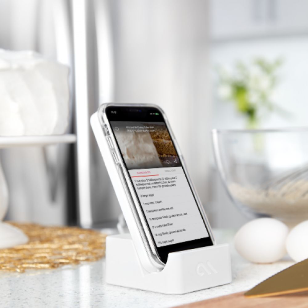 CaseMate Power Pad Charger with Stand (White)