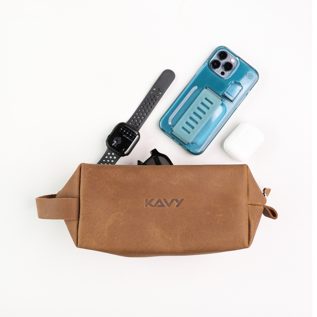 Kavy Leather Pouch Bag (Brown)