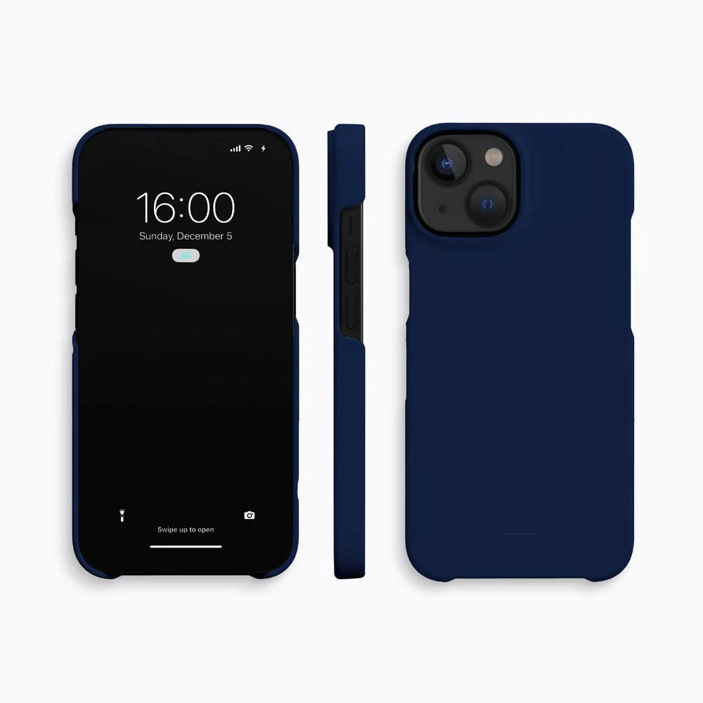 A Good Company Cover iPhone 14 (Navy Blue)