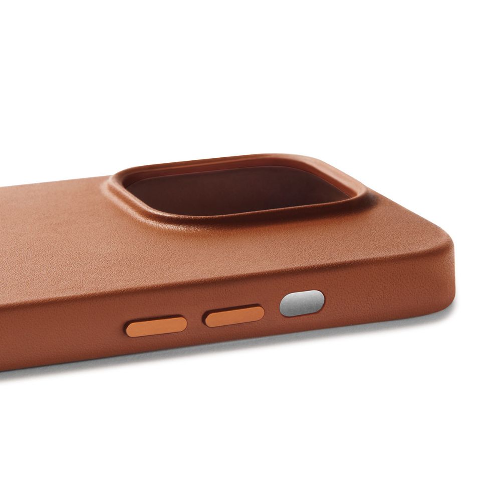 Mujjo Full Leather Case with MagSafe for iPhone 14 Pro Max (Tan)