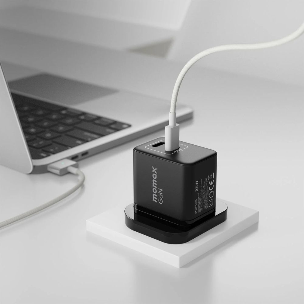 Momax ONEPLUG 35W 2-Port GaN Mini Charger (Black)