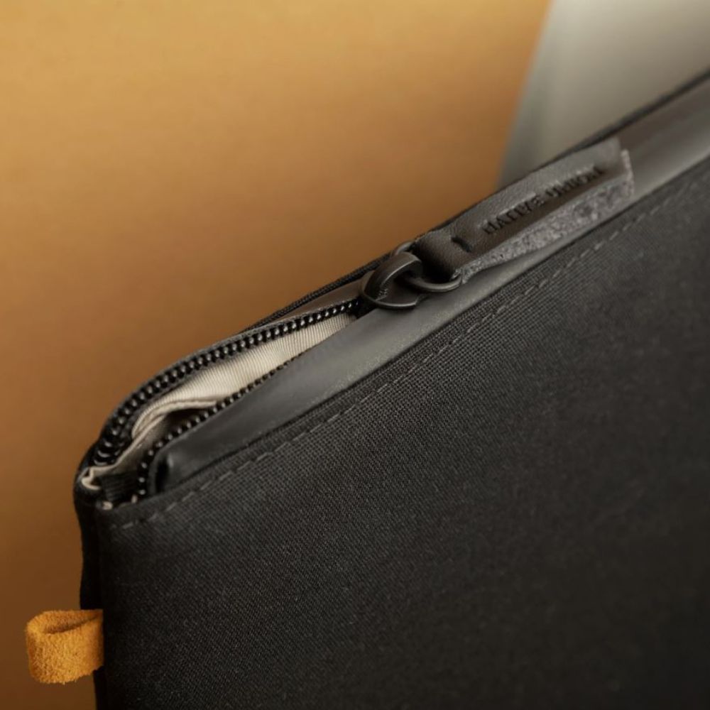 Native Union Stow Lite Sleeve for MacBook Air/Pro 13&quot;/14&quot;  (Black)