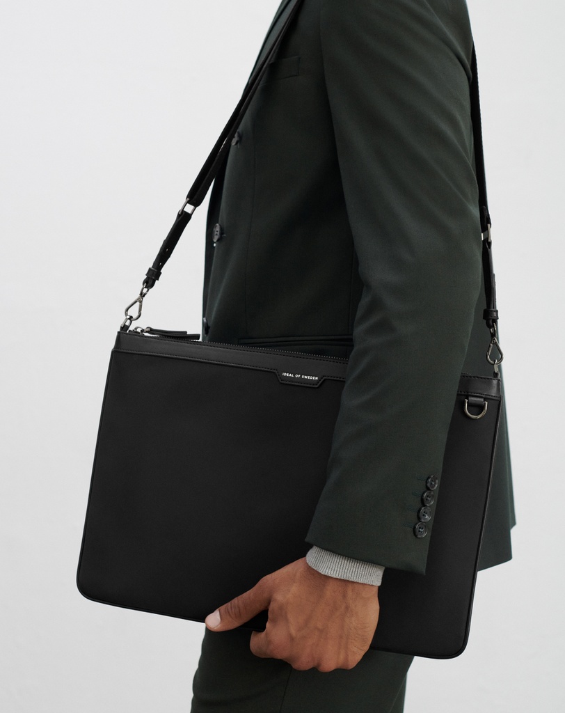 Ideal of Sweden Nico Laptop Sleeve 16" (Eagle Black)