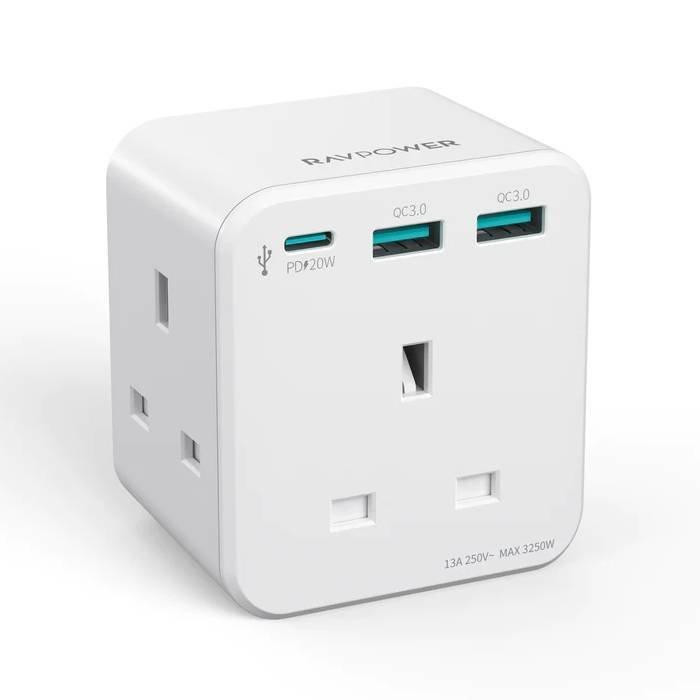 RAVPower PD 20W wall charger White UK Version with 3 AC plug