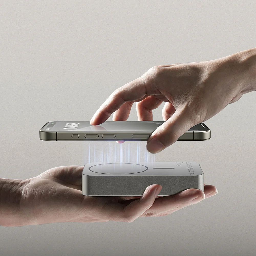 Momax Q.Mag X2 35W 20000mAh wireless battery pack (Desert Titanium)