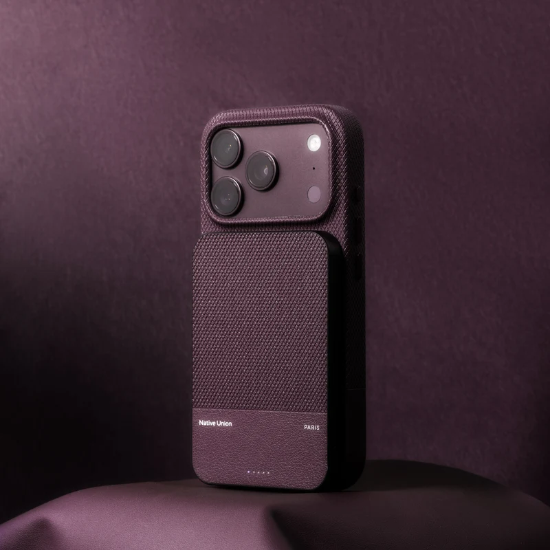 Native Union (RE) Classic Case for iPhone 17 Pro/18 Pro (Burgundy)