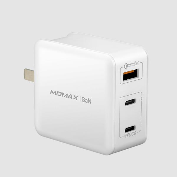 MOMAX ONE Plug 65W 3-Port GAN Charger with 3 Plug (White)