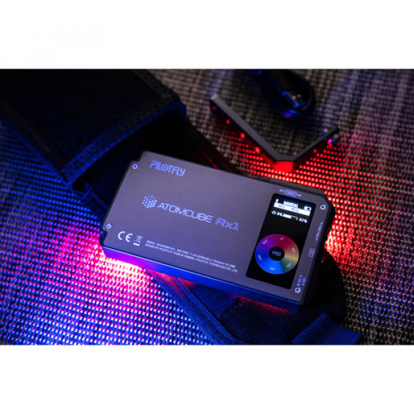 Pilotfly AtomCUBE Rx1 RGBCW Pocket LED Video Light