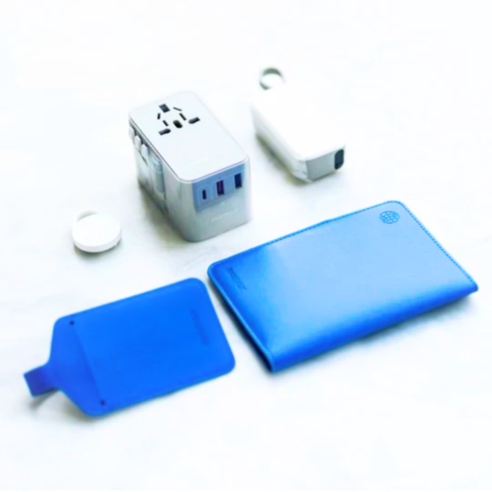  Momax Bundle Set (SR32B+SR33B+IP130W+UA18E+BR10W) 